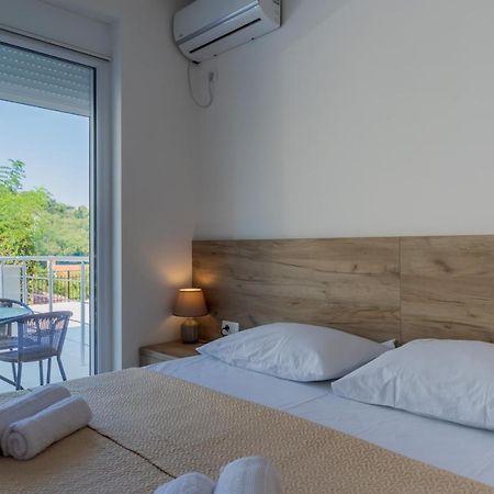 Grejm Lux Family Apartments Petrovac na moru Exterior foto